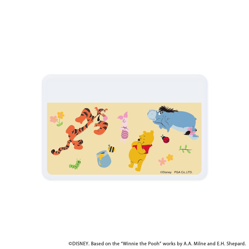 くまのプーさんデザインのカードケース