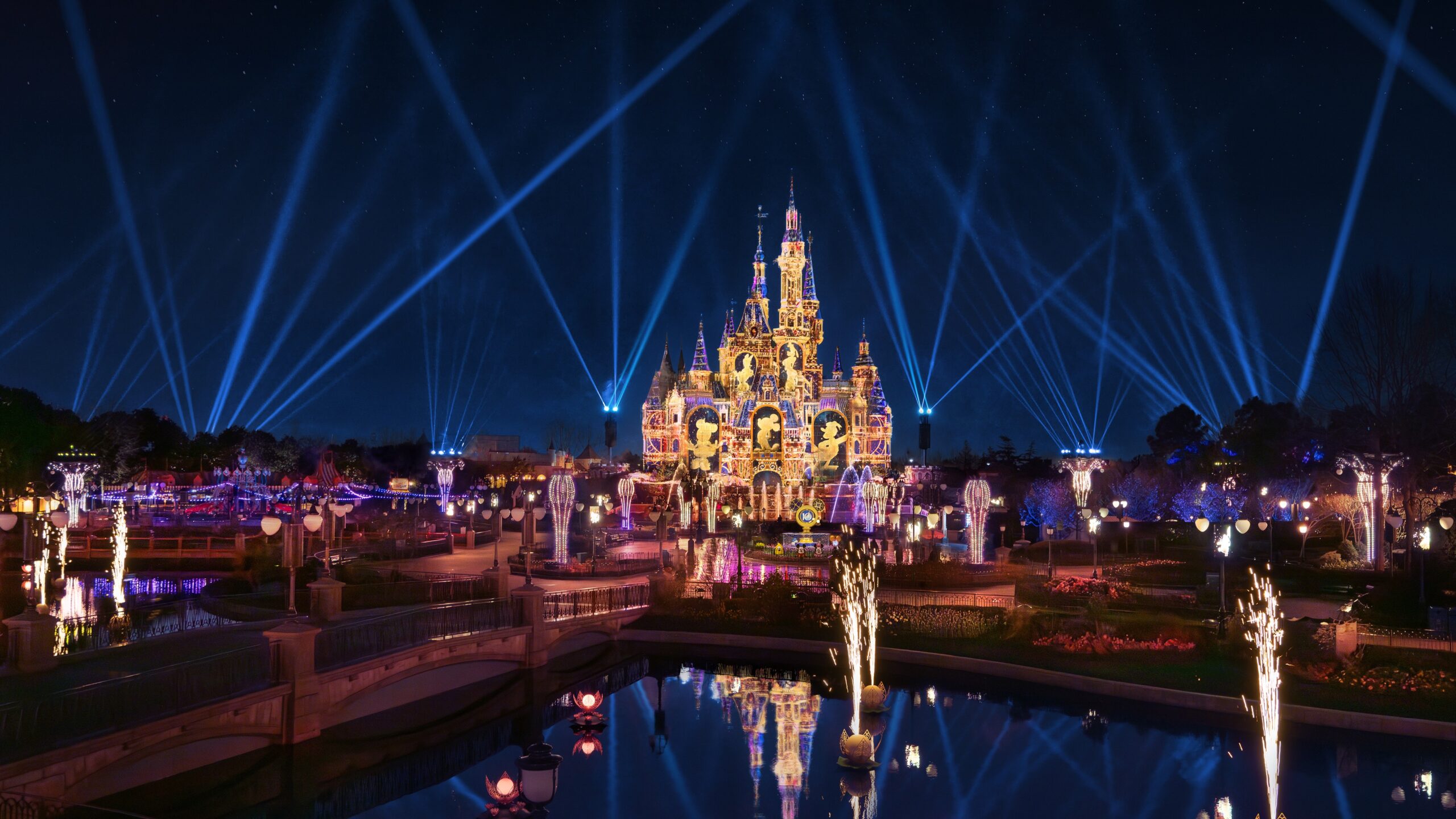 上海ディズニーランドのイルミネイト！ショーの様子