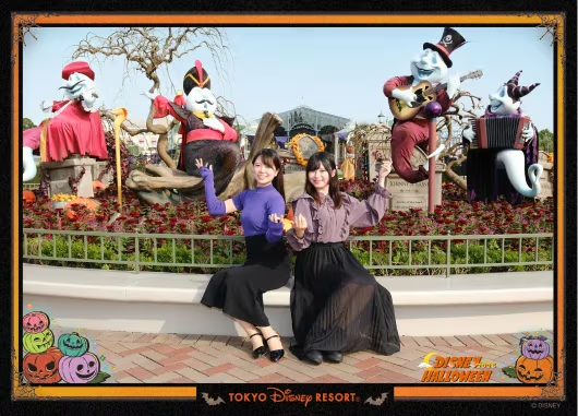 ディズニー・ハロウィーン フォトグラファー撮影 ハロウィーンデコレーション前でのウォークアラウンドフォト例