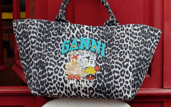GANNIとディズニーが再びコラボ｜パリを舞台にした第3弾の全貌