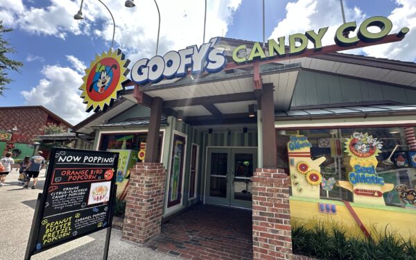 グーフィーズキャンディで叶う、カスタムポップコーン2種を食べ比べ
